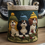 Cavaliery w czapkach – kosz na pranie